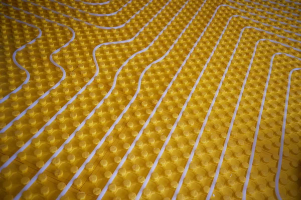黄色的地板采暖 — 图库照片