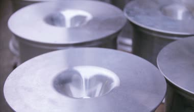 CNC freze tezgahı bir fabrika