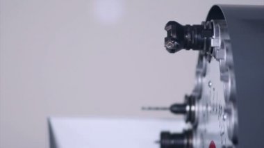 CNC freze tezgahı bir fabrika