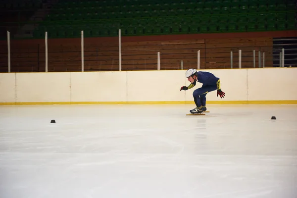 Deporte Patinaje Velocidad Con Joven Atleta — Foto de Stock