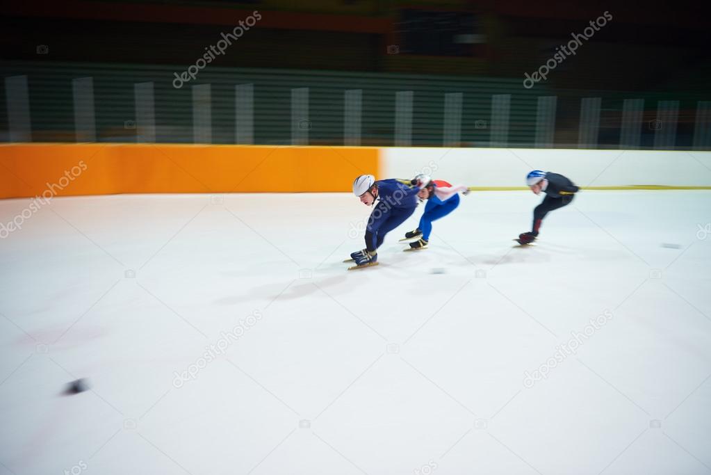 Speed skating athletes