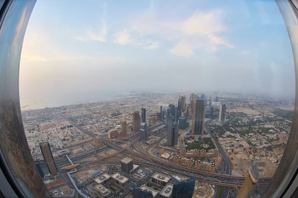Dubai strade vista al crepuscolo — Foto Stock