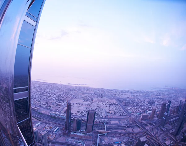 Dubai skyline ao anoitecer — Fotografia de Stock