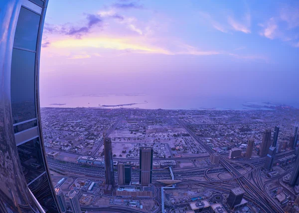 Dubai skyline al atardecer — Foto de Stock