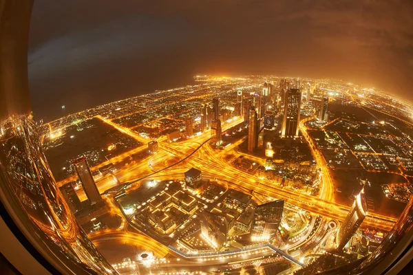 Skyline van Dubai nacht — Stockfoto