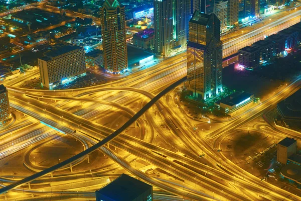 Dubai horizonte nocturno —  Fotos de Stock
