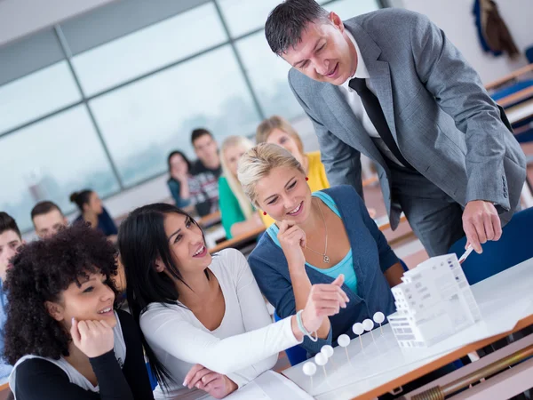 Students with teacher  in computer lab classroom — Stock Photo, Image