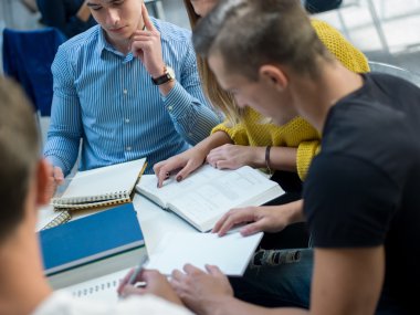 öğrencilerin eğitim grubu