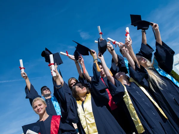 Graduados do ensino médio, estudantes — Fotografia de Stock