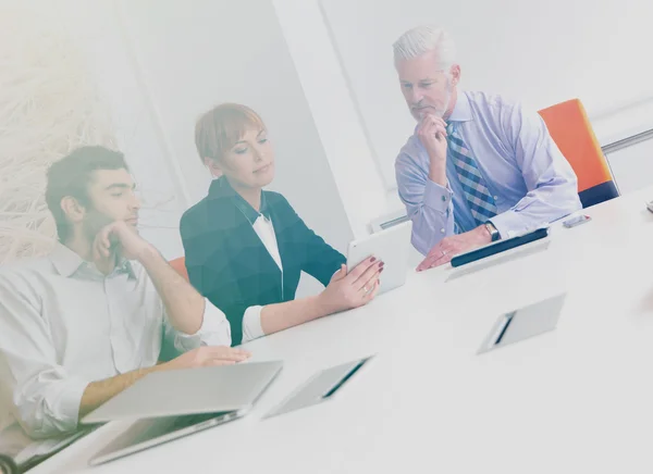 Empresários em reunião — Fotografia de Stock