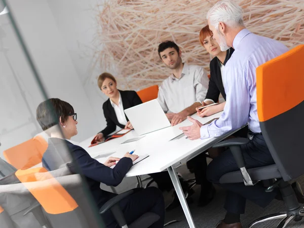 Grupo de empresários em reunião — Fotografia de Stock