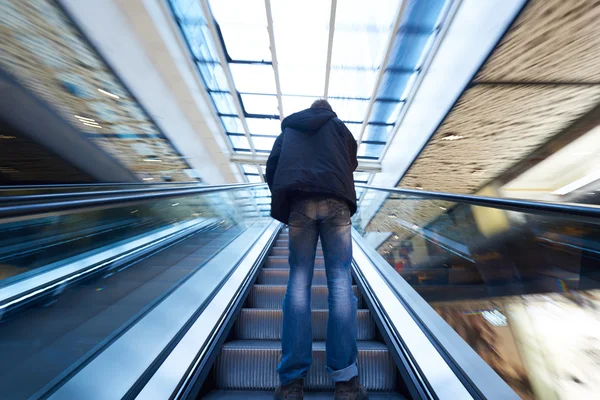 Centro comercial Escaleras mecánicas —  Fotos de Stock