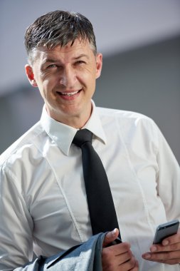 İşadamı portre modern ofis