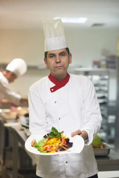 Chef na cozinha do hotel vista — Fotografia de Stock