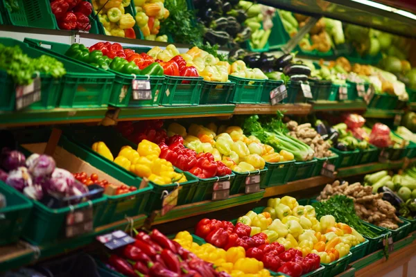 Supermercato negozio di verdure — Foto Stock