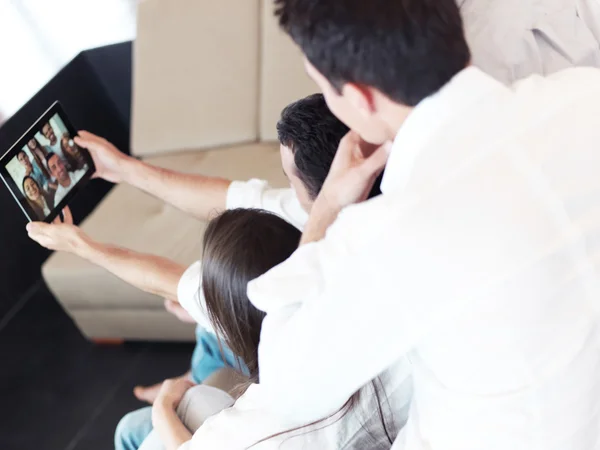 Group of friends taking selfie — Stock Photo, Image