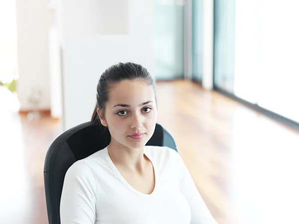 Mujer mañana retrato — Foto de Stock