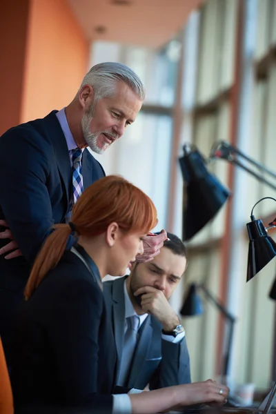 Grupo de Empresarios en Reunión — Foto de Stock