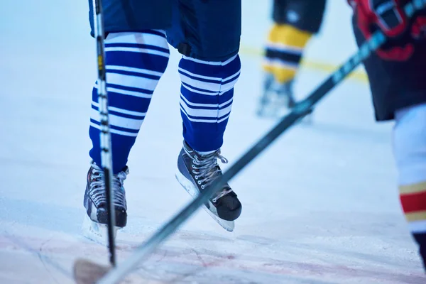 Jugadores de hockey sobre hielo — Foto de Stock