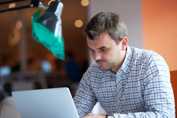 Startup business, software developer working on computer — Stock Photo, Image