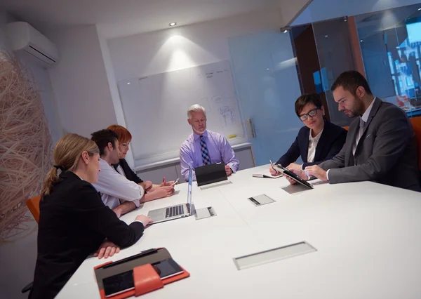 Grupo de empresários em reunião — Fotografia de Stock