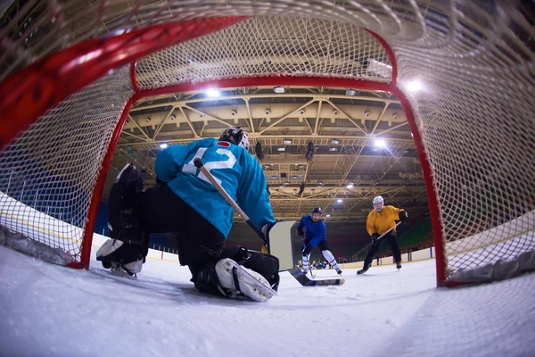 Ice hockey goalkeeper — Stock Photo, Image