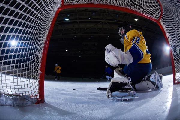 Gardien de but de hockey sur glace — Photo