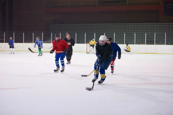 IJshockey sport spelers — Stockfoto