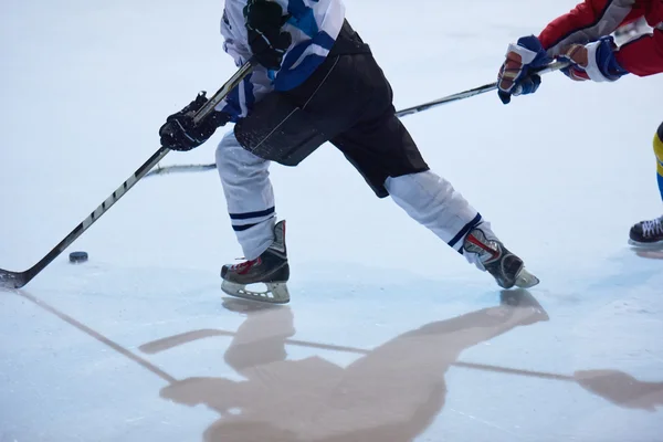 Αθλητισμός παικτών χοκεϋ επί πάγου — Φωτογραφία Αρχείου