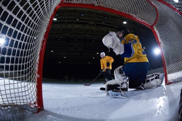 Gardien de but de hockey sur glace — Photo