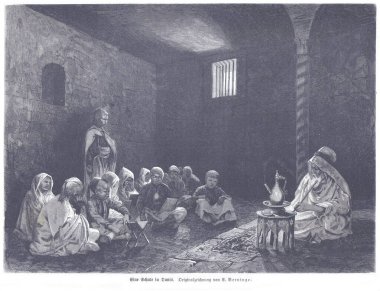 Tunus 'un tarihi bir sınıfında çocuklar bir çemberin içinde oturuyor, taştan bir odanın içinde pirinç çaydanlığın yanında yaşlı bir öğretmeni dinliyorlar. Sessiz, çalışkan atmosfer aydınlatma kültürü ve