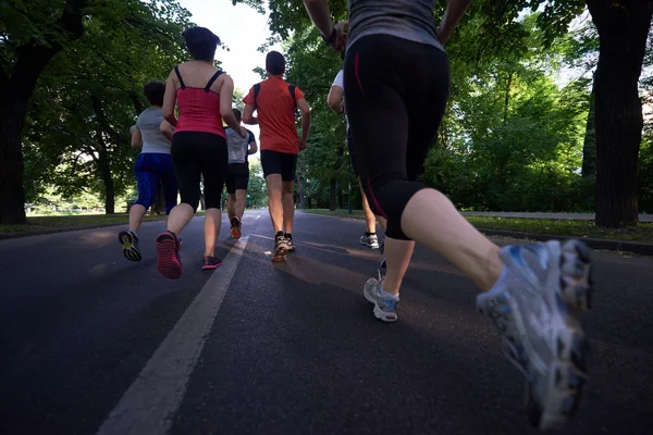 Folk som jogger – stockfoto