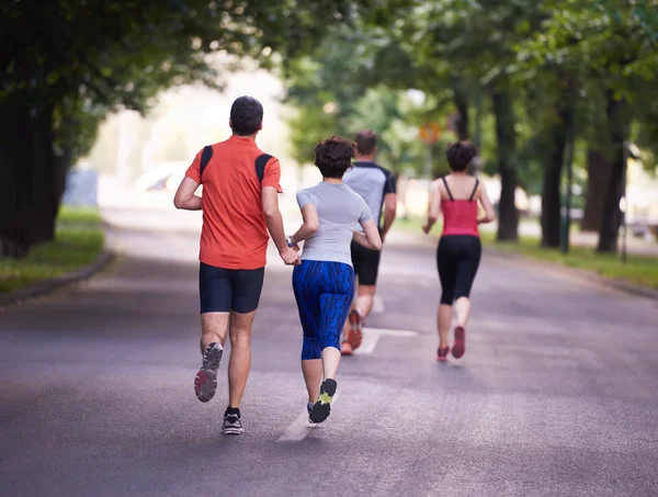 Persone gruppo jogging — Foto Stock