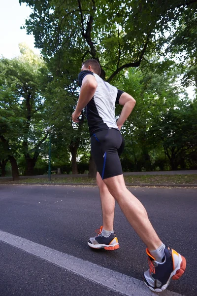 Athlète sain homme jogging — Photo