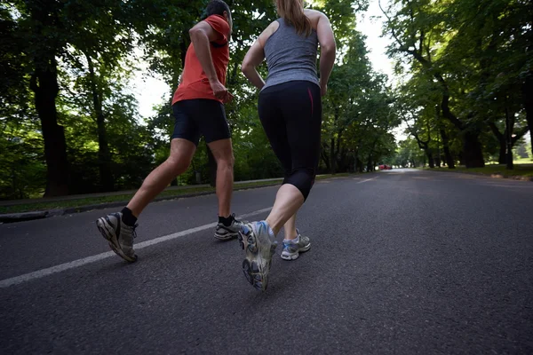 Urban Sport Friska Par Jogging Staden Tidigt Morgonen — Stockfoto