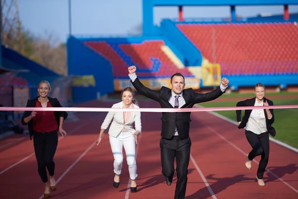 Gente de negocios corriendo en pista de carreras —  Fotos de Stock