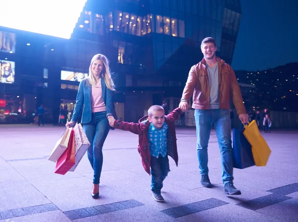 Famiglia Godendo Shopping — Foto Stock