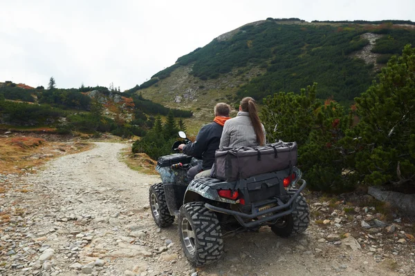 Par de unidad ATV quad bicicleta —  Fotos de Stock