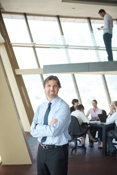 Retrato del hombre de negocios guapo — Foto de Stock