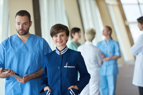 Grupp av medicinsk personal på sjukhus — Stockfoto