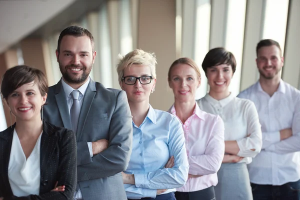 Gruppo variegato di uomini d'affari — Foto Stock