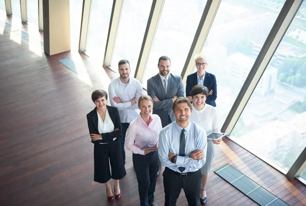 Mensen van uiteenlopende bedrijfsgroep — Stockfoto