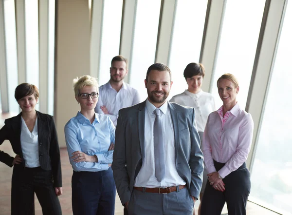 Gruppo variegato di uomini d'affari — Foto Stock