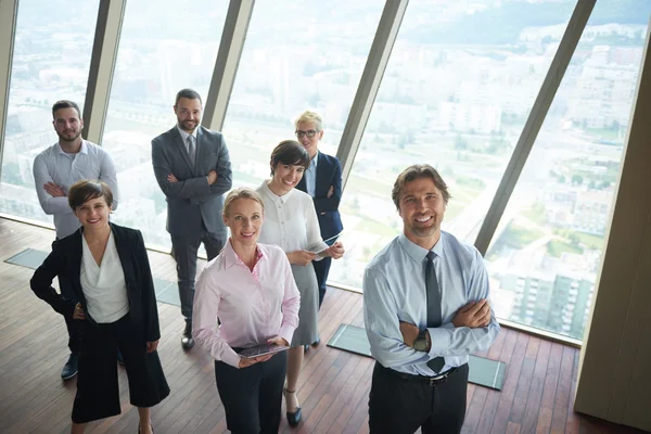 Mensen van uiteenlopende bedrijfsgroep — Stockfoto