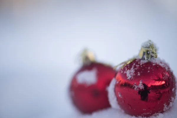 Christmas Red Balls Decoration Fresh Snow Background Beautiful Sunny Winter — Stock Photo, Image