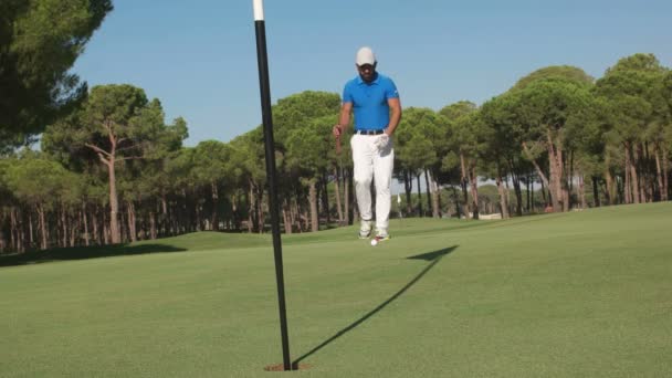 Gracz w golfa kręcą — Wideo stockowe
