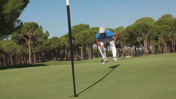 Gracz w golfa kręcą — Wideo stockowe