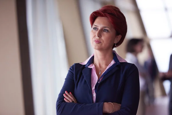 Business woman at office with tablet — Stock Photo, Image