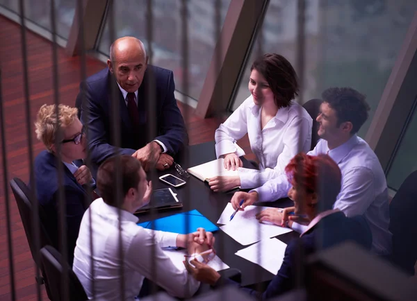 Grupo Personas Negocios Startup Tienen Reunión Interior Oficina Brillante Moderna — Foto de Stock