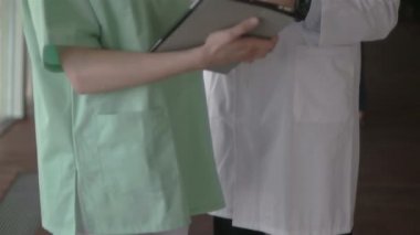 Grup Hastanesi'nde sağlık personeli